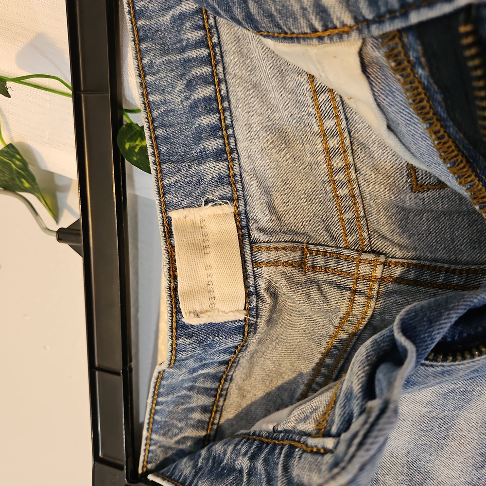 Gilded Intent Distressed Mid Rise Jean Shorts - Picture 3 of 10